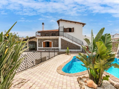 Sommerhus - 8 personer -  - Via F.sco Incatasciato - 96100 - Siracusa
