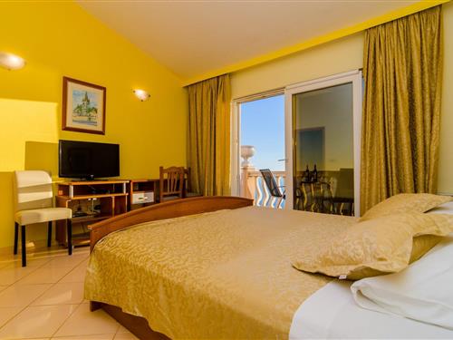 Holiday apartment - 4 persons -  - 20250 - Orebic