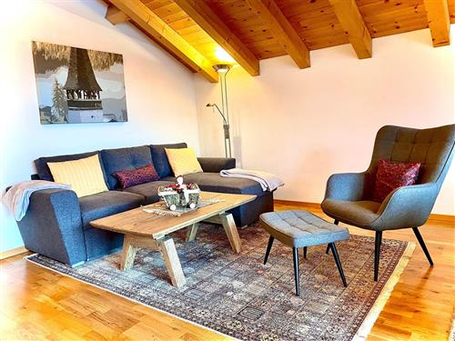 Holiday Home/Apartment - 5 persons -  - Kirchenstrasse - 7278 - Davos