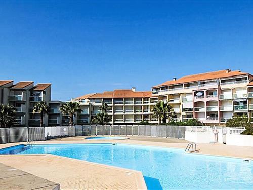 Holiday Home/Apartment - 4 persons -  - 66750 - St Cyprien