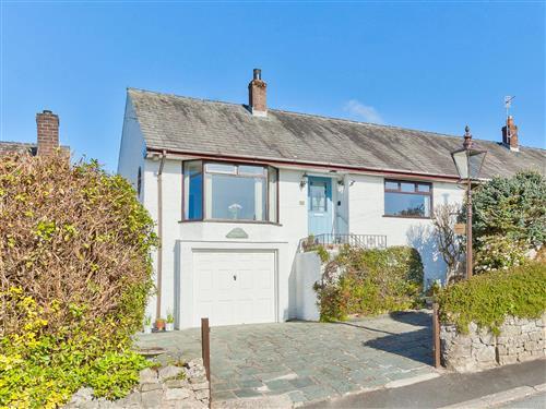 Holiday Home/Apartment - 4 persons -  - Grange Over Sands - LA11 7BH