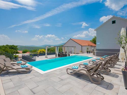Sommerhus - 10 personer -  - Dr. Franje Tudman - Makarske-Gornje Podbablje - 21262 - Podbablje Gornje