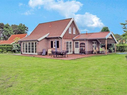 Feriehus - 8 personer -  - Boomsweg - 7645 AA - Hoge Hexel