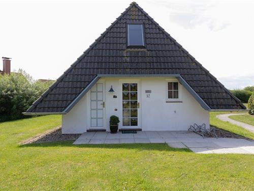 Holiday Home/Apartment - 4 persons -  - Medemsand - 27639 - Wurster Nordseeküste