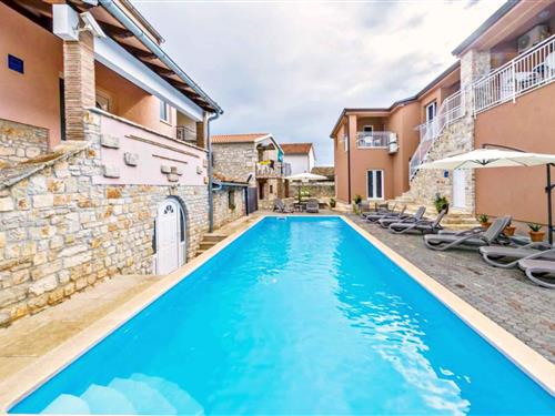 Holiday Home/Apartment - 4 persons -  - 52465 - Tar/Porec