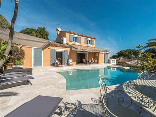 Holiday Home/Apartment - 8 persons -  - Saint-Tropez - 83580