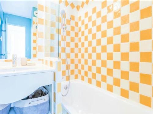 Holiday apartment - 4 persons -  - 06150 - Cannes