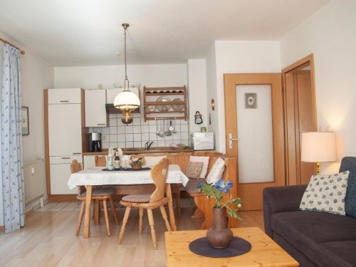 Ferienwohnung - 2 Personen -  - Kresenzerweg 3 und - 82481 - Mittenwald
