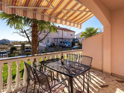 Holiday apartment - 4 persons -  - Ulica Ivana Mestrovica - 51500 - Krk