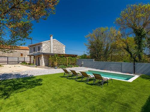 Sommerhus - 6 personer -  - Prodol - Krnica-Prodol - 52208 - Krnica