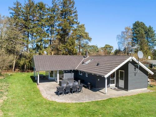 Sommerhus - 10 personer -  - Nældevej - Marielyst - 4873 - Væggerløse