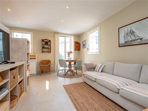 Holiday apartment - 2 persons -  - L'escala - 17130