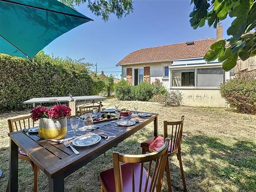 Holiday home - 6 persons -  - Tharon Plage - 44730