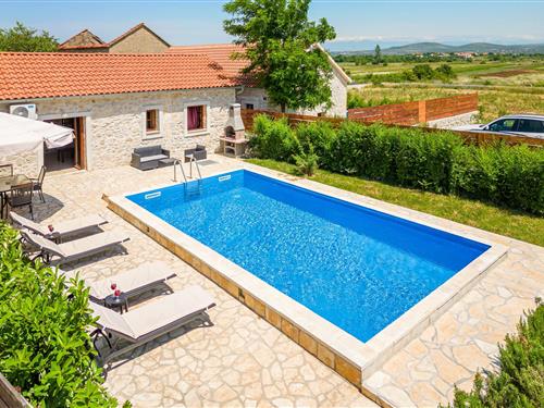 Holiday home - 4 persons -  - Lisane Tinjske - Biograd-Lisane Tinjske - 23210 - Lisane Tinjske
