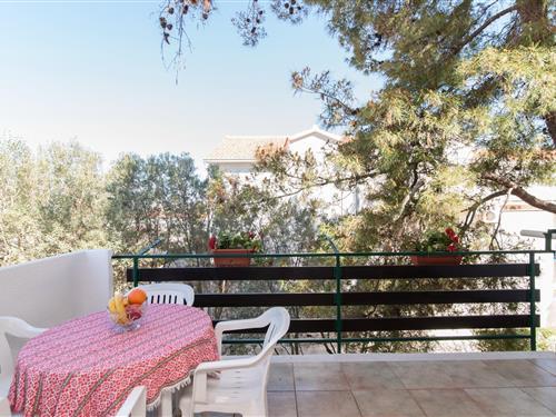 Holiday Home/Apartment - 4 persons -  - 21400 - Supetar