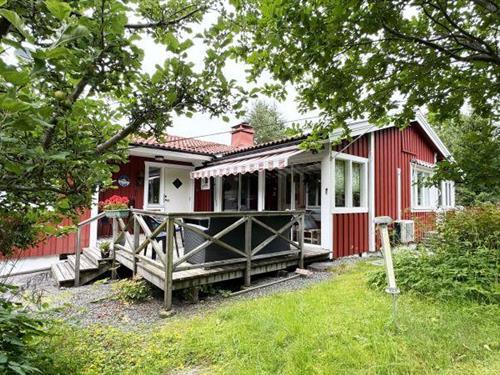 Holiday Home/Apartment - 5 persons -  - 438 93 - Landvetter