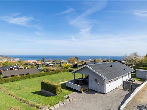 Sommerhus - 6 personer -  - Fjeldvej - Sandvig - 3770 - Allinge