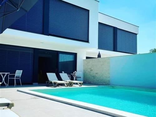 Sommerhus - 8 personer -  - Valica - 52470 - Valica