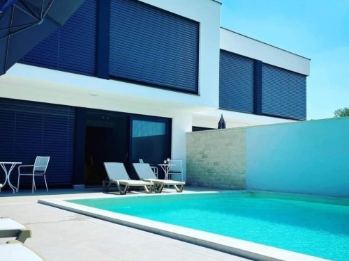 Holiday home - 8 persons -  - Valica - 52470 - Valica