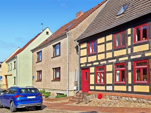 Holiday Home/Apartment - 2 persons -  - Fritz-Reuter-Straße - 17207 - Röbel/Müritz