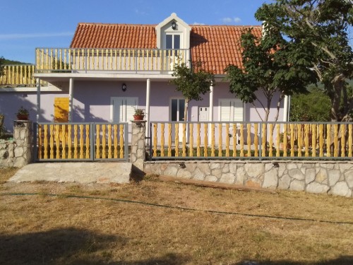  - 3 personer -  - Glavaš - 22310 - Kijevo