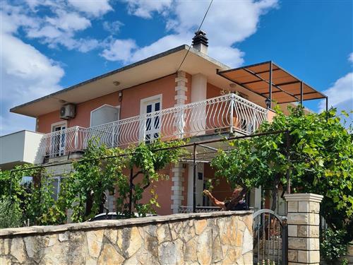 Ferielejlighed - 7 personer -  - Liveli - 21224 - Slatine