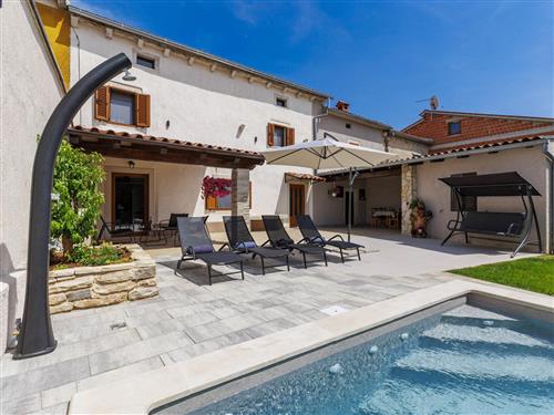 Holiday home - 5 persons -  - Barban - 52007