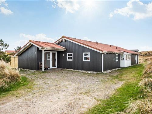 Holiday Home/Apartment - 10 persons -  - Tyttebærvej - 6853 - Vejers Strand