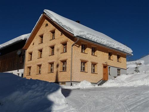 Holiday Home/Apartment - 22 persons -  - Marul - 6741 - Raggal / Marul