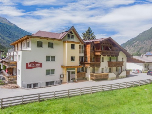 Holiday apartment - 4 persons -  - Längenfeld - 6444