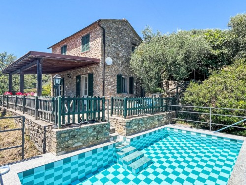 Holiday home - 6 persons -  - 18010 - Pietrabruna
