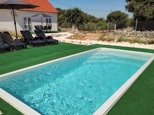 Holiday home - 5 persons -  - Cvijetici donji - Sibenik-Razvode - 22320 - Razvode