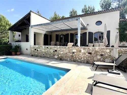 Holiday apartment - 8 persons -  - 13370 - Mallemort