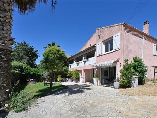 Holiday apartment - 4 persons -  - Chemin de la perille - 34400 - Lunel