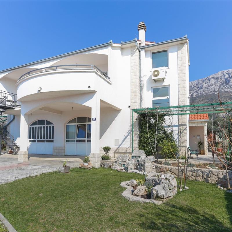 Ferielejlighed - 5 personer -  - 21213 - Kastel Gomilica