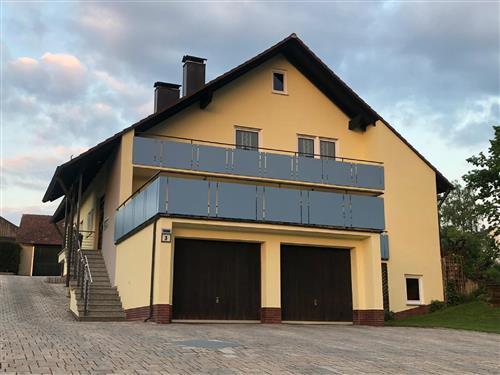 Sommerhus - 4 personer -  - Am Finkenbühl - 90518 - Altdorf