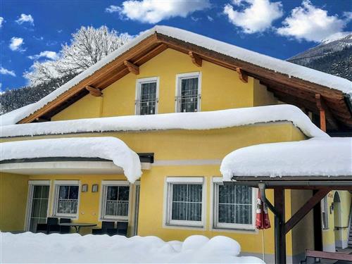 Holiday apartment - 5 persons -  - Flattach - 9831 - Flattach