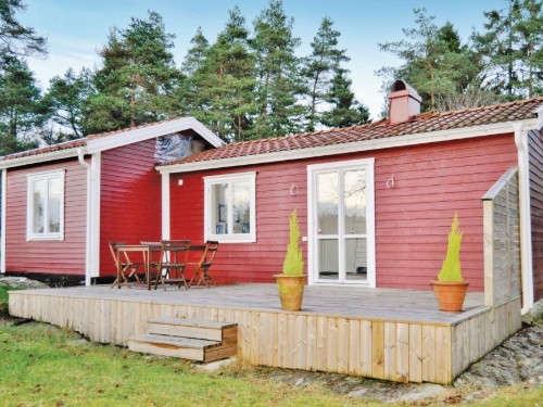 Holiday home - 5 persons -  - Höggeröd - Slussen - 473 92 - Henån