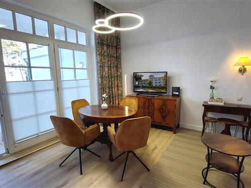 Ferielejlighed - 4 personer -  - Strandpromenade - 18609 - Binz