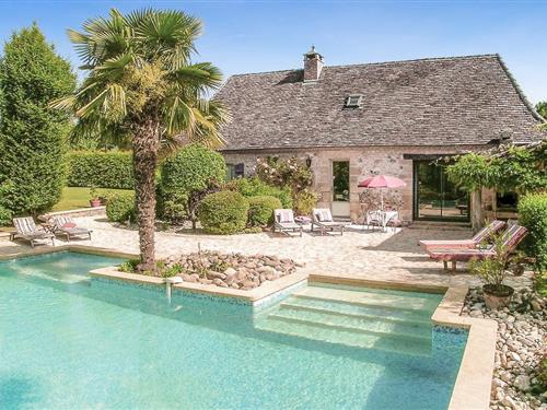 Holiday home - 7 persons -  - Fleurac - 24580 - Fleurac