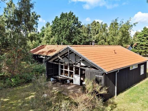 Holiday Home/Apartment - 4 persons -  - Bøtølundvej - Marielyst - 4873 - Væggerløse