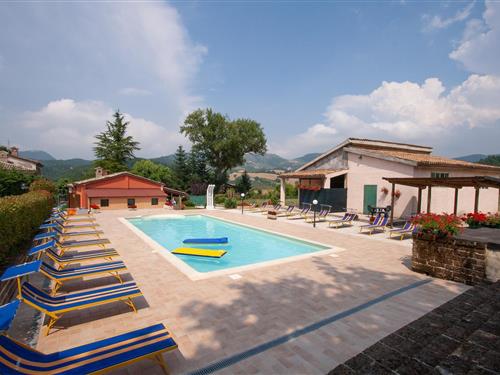 Holiday Home/Apartment - 9 persons -  - 61049 - Urbania