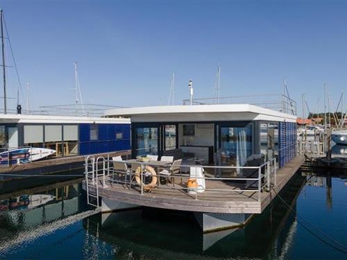 Husbåd - 5 personer -  - 18356 - Barth