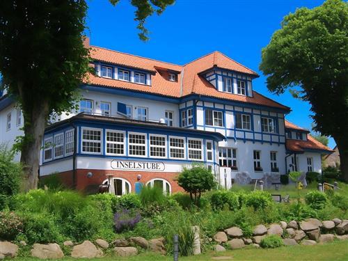 Ferieleilighet - 2 personer -  - Ruhig gelegen, nah am Strand und Ortszentrum - 18565 - Hiddensee / Kloster