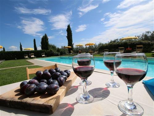 Holiday apartment - 2 persons -  - Castel Rigone - 06060