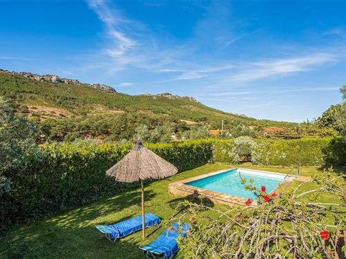 Holiday home - 2 persons -  - Paraje del llano - Valencia De Alcántara - 10515 - La Aceña De La Borrega