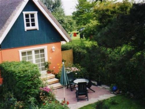 Holiday home - 3 persons -  - Boddenweg - 18347 - Ahrenshoop