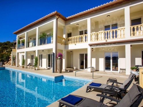 Holiday home - 14 persons -  - 03728 - Dénia