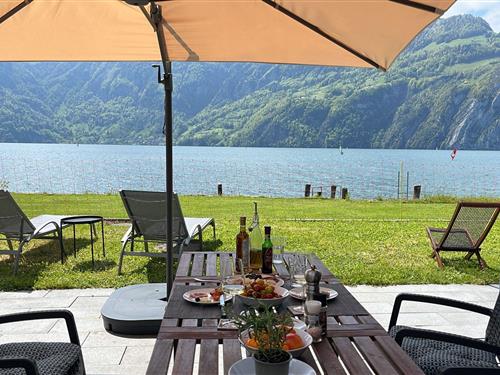 Ferienhaus - 4 Personen -  - Seeblick - 6452 - Sisikon