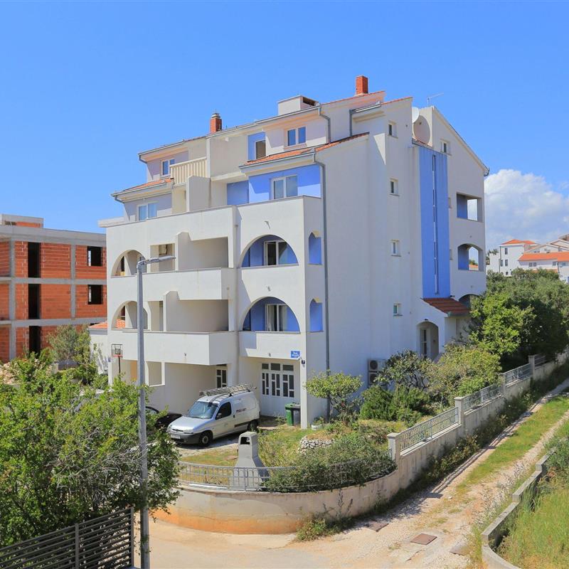 Ferielejlighed - 4 personer -  - Tepli bok - 21223 - Okrug Gornji